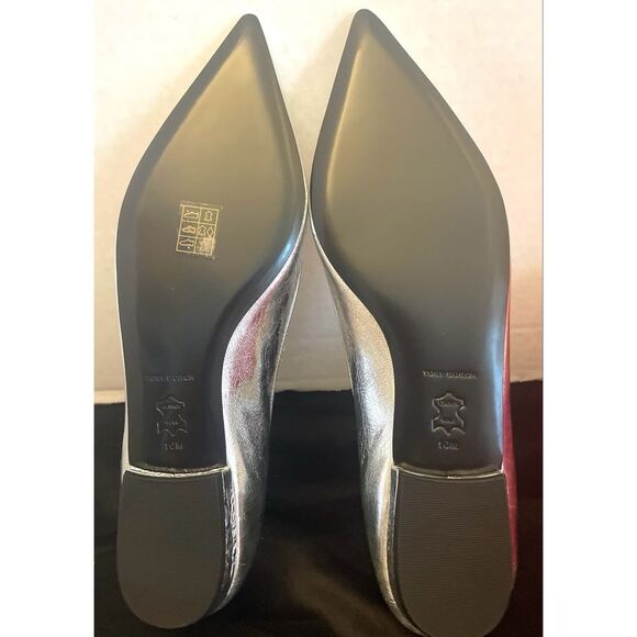 TORY BURCH
Double T Buckle Pointed-toe Flat In Shiny Silver Women’s Size 10M New - Picture 7 of 11